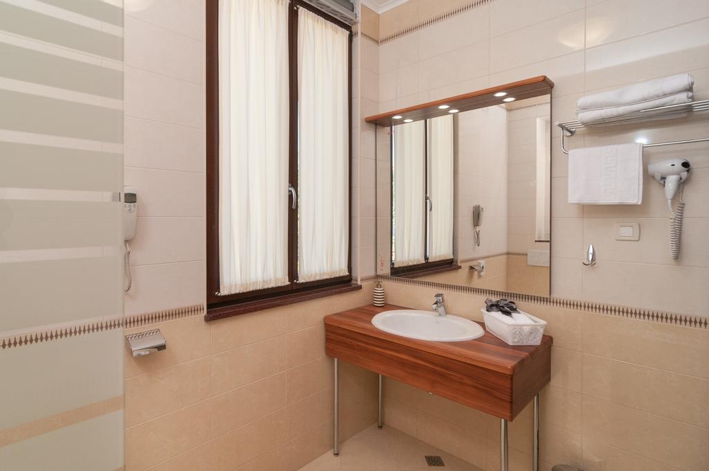 Luxury Rooms Near The Beach1 Split Buitenkant foto